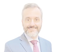 Dr Andre Carvalho