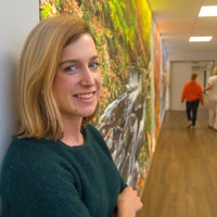 Dr. Justine Defreyne