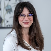 Elena Kadare