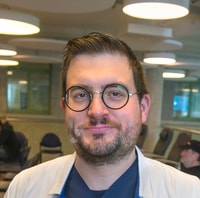 Dr Sam Schelfout