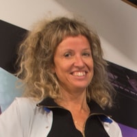 Dr Ruth Van der Looven